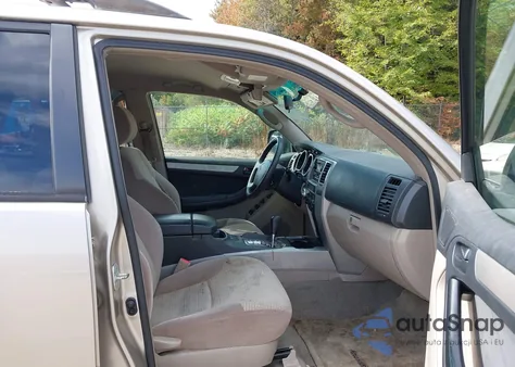 2005 Toyota 4Runner Sr5 V6 z USA, uszkodzony, nr VIN JTEBU14R250062837